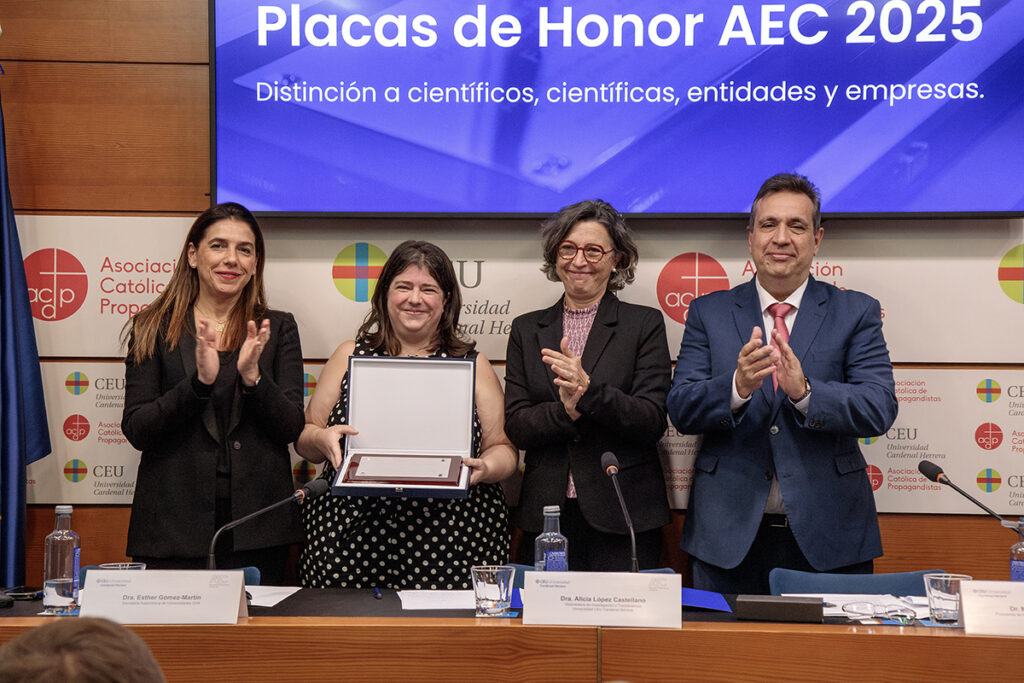 04 PLACAS DE HONOR 2025 NURIA QUILES